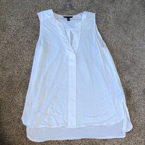 Banana Republic Loose fitting V neck Tank
